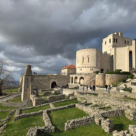 Villa Mefaja Krujë Exteriér fotografie