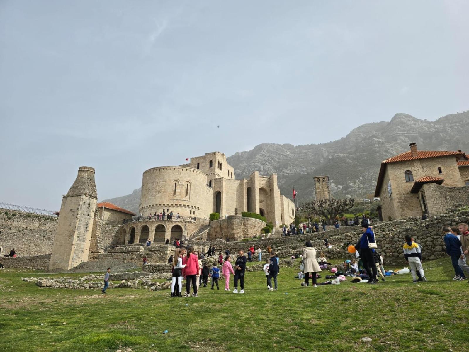 Villa Mefaja Krujë Exteriér fotografie